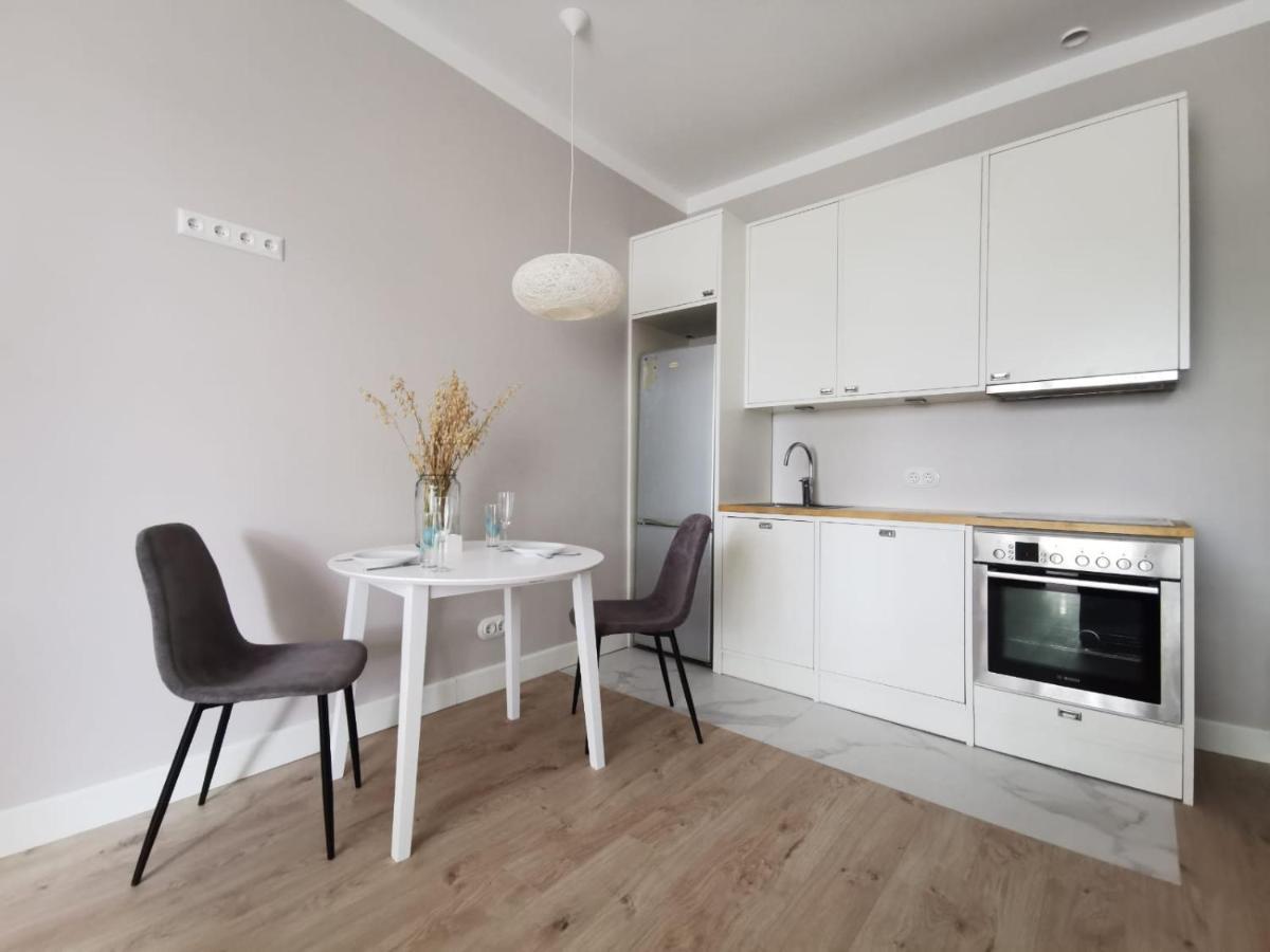 Tolstoi Scandinavian 1 Bedroom Apartment + Free Parking Тарту Екстер'єр фото