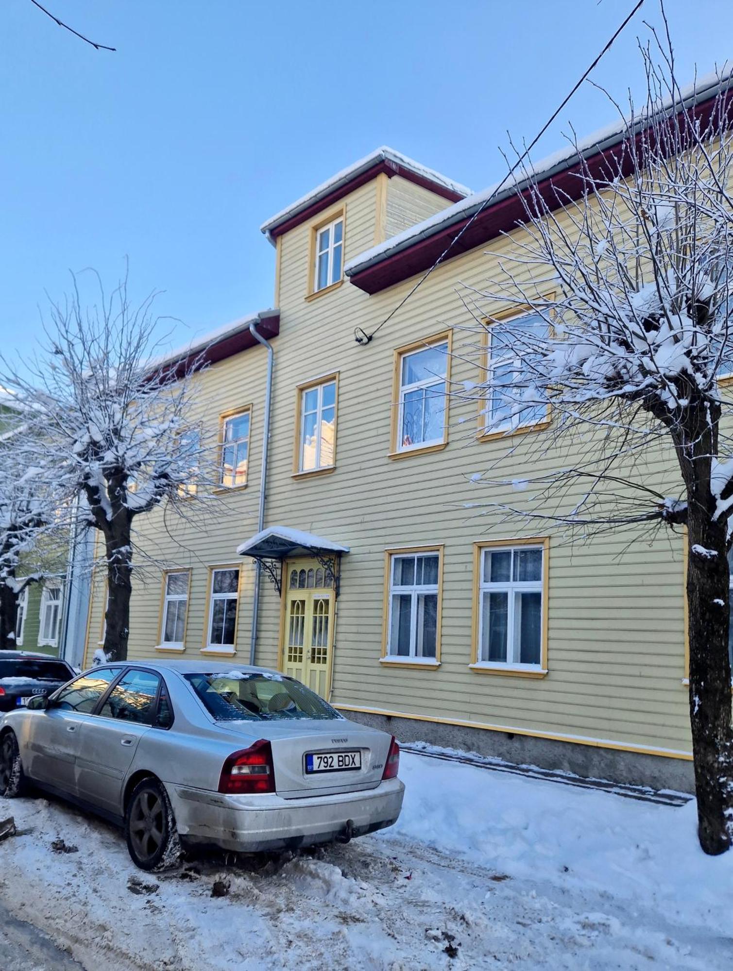 Tolstoi Scandinavian 1 Bedroom Apartment + Free Parking Тарту Екстер'єр фото